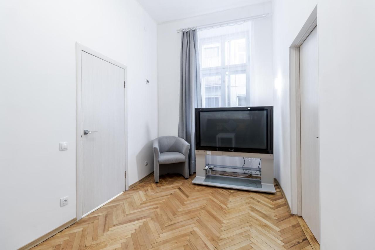 City Shalom Apartment Lviv Extérieur photo